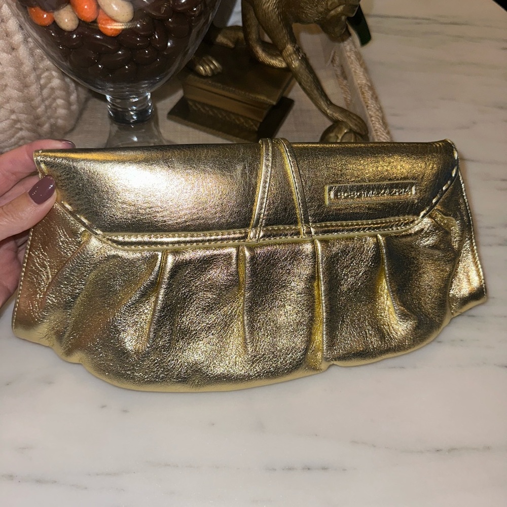 BCBG Max Azria Metallic Gold Clutch w/Attachable Shoulder Strap & Silver Ring - Picture 8 of 8